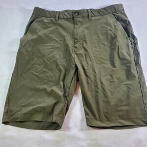 Desert Dunes Men's Shorts Green Size 32